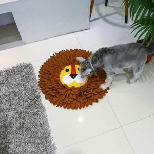 Nueva alfombrilla olfativa con cabeza de león para perros y gatos, para comercio electrónico transfronterizo, manta para ocultar comida, alivio del estrés, educativa - Product Image 1