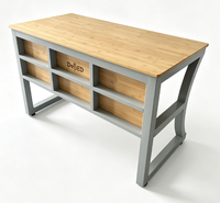 Bureau d'enseignant en bois et métal avec compartiments de rangement latéraux pour appel d'offres DepED