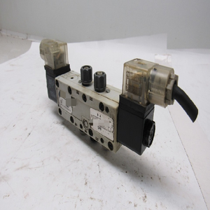 R432016668 5/3 위치 배기 센터 솔레노이드 밸브 110V 코일 - Product Image 1