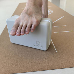 Bloc de yoga en mousse haute densité de 3 pouces Bords de rayon pour le confort et la beauté personnalisation ferme et stable de la taille du logo couleur disponible - Product Image 5