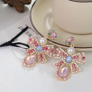 European American Trendy Fashion Imitation Pearl Colored Crystal <b>Glass</b> Metal Bow Earrings Elegant Sweet <b>Retro</b> Jewelry - Product Image 3