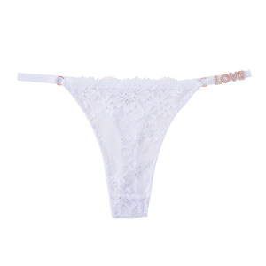 Tanga de encaje sexy blanca para mujer con letras LOVE de diamantes de imitación, ropa interior transpirable de cintura baja con espalda en T, lencería íntima para mujer al por mayor - Product Image 4