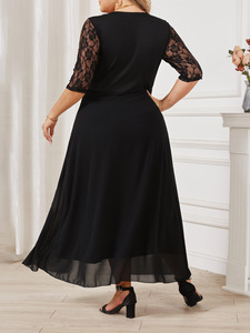Nouveau design de mode d'<span class=keywords><strong>été</strong></span> Dentelle florale <span class=keywords><strong>noire</strong></span> Col rond Demi-manches Minceur Robes longues grande taille pour femmes - Product Image 4