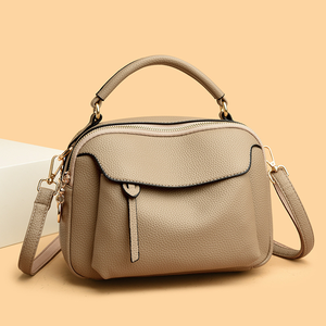 Sacs à main en cuir de créateur entièrement perforés pour femmes, sacs portables assortis, version grande capacité, nouveaux sacs fourre-tout à bandoulière pour femmes - Product Image 2