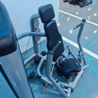 Máquina de Press de Pecho con Asiento Ajustable en Altura, Aísla los Músculos del Pecho, Equipo de Corrección de Postura para Gimnasio
