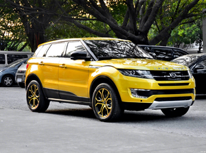 Land Wind <span class=keywords><strong>X7</strong></span> 2017 <span class=keywords><strong>2018</strong></span> 2.0T Édition Premium Panoramique Automatique Essence SUV, en Stock Expédition Rapide Voiture d'Occasion - Product Image 5
