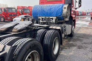 Camion tracteur Shacman M3000 6x4 d'occasion, camion tête motrice d'occasion à bas prix - Product Image 4