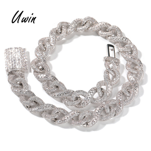 Collane UWIN Hip Hop con Catena Cubana a Maglie Infinite e Pietre CZ 5A Baguette, MOQ Basso, Pronte per la Spedizione, Altre Collane alla Moda - Product Image 1