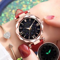 Montres à quartz sportives pour femmes, vente chaude 2025, bracelet numérique de luxe, mode, vente en gros, montres pour filles et femmes