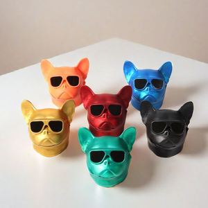 Molinos de Hierbas Manuales con Diseño de Perro Fumador, Novedad en China, Venta al por Mayor - Product Image 1