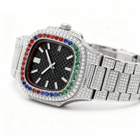 Montre de luxe pour couple en acier inoxydable plaqué or 18 carats, entièrement sertie de diamants, avec bracelet en métal et pierres colorées