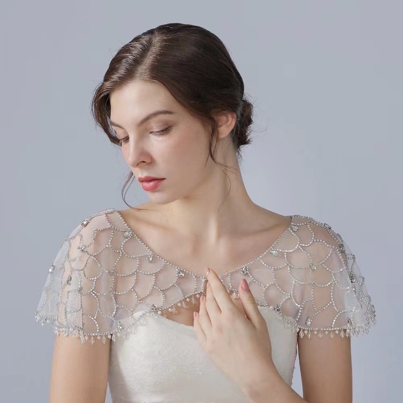QUEENS GOWN Heavybeaded Pearl Bridal Shawl