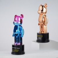 Trophée haut de gamme personnalisé en résine, motif Ours Violent, style Célébrité Internet, Décoration de luxe léger et tendance, Cadeau de récompense pour Réunion annuelle