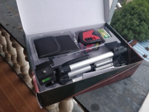 <span class=keywords><strong>Niveau</strong></span> <span class=keywords><strong>Laser</strong></span> à ligne croisée, Compact et à nivellement automatique avec <span class=keywords><strong>pince</strong></span> - Product Image 3