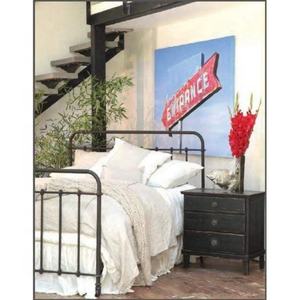 โต๊ะข้างเตียงไม้เก่ารีไซเคิล ดีไซน์คลาสสิกแบบสวีเดน 3 ลิ้นชัก - Product Image 4