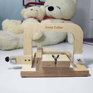 Plateforme de Coupe-Savon en Bois de Haute Qualité, Petite et Multifonctionnelle, Outil Réglable pour Savons Faits Main, Découpeur et Séparateur de Blocs de Savon - Product Image 2