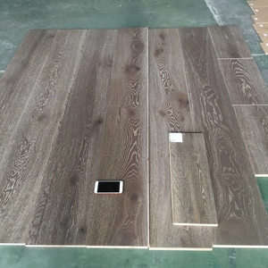Pavimento in Rovere Europeo Naturale per Interni, Multistrato, Plancia Larga, Rovere Bianco con Superficie Affumicata, Parquet Ingegnerizzato - Product Image 2