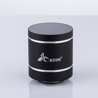 Mini Altavoz Portátil con Vibración, Carcasa Metálica, Sonido Envolvente de 360 Grados y hasta 30W de Potencia