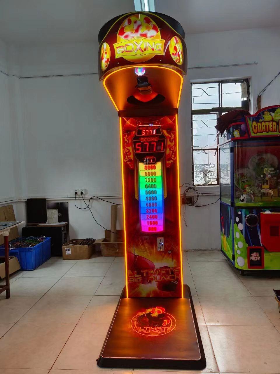 코인 작동 복싱 펀치 머신 - 스코어 측정 아케이드 게임