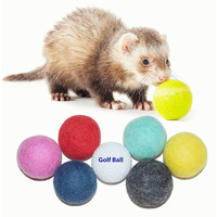 Vente en gros de balles de jeu interactives de 4cm pour animaux de compagnie Jouets à mâcher d'herbe à chat infusés de laine feutre coloré écologique pour chats petits chiens