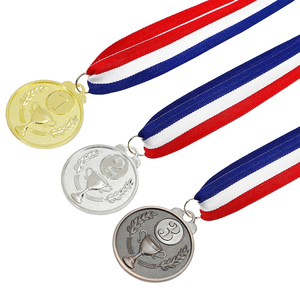 Logotipo personalizado Medallas de premio de metal de 2 "Cinta Lisa Cinta de grogrén de 1er y 3er lugar para la competencia escolar de Medallas - Product Image 2