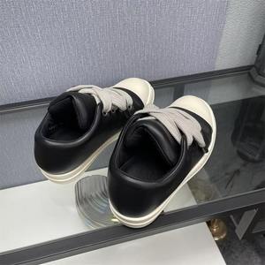 Zapatos casuales de cuero genuino negro al por mayor de fábrica, marca de lujo, zapatos de skate de suela gruesa a la moda, zapatos para caminar - Product Image 3