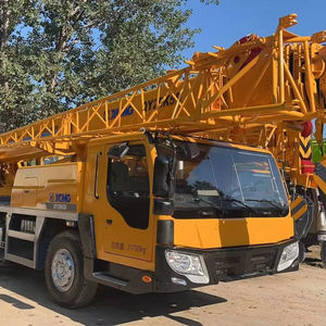 Grue sur chenilles télescopique d'occasion 50 tonnes XCM-G QY50K5A 2023 – Composants essentiels : Moteur, Boîte de vitesses, Pompe, PLC - Product Image 1