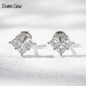 Boucles d'oreilles en diamant de laboratoire StarsGem, or massif 10K plaqué rhodium, 0,6 carat total, DEF VS, taille princesse, design cœur, bijoux fins - Product Image 3