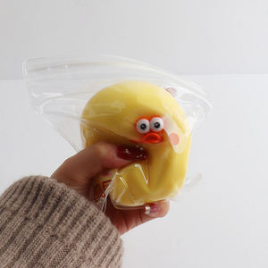 Juguete antiestrés de pato sonriente para amasar, adorable juguete de apretar para niñas pequeñas - Product Image 5