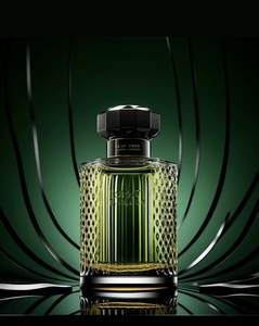 น้ำหอม OEM กลิ่นวู้ดดี้อูด หนังแท้ สำหรับผู้ชาย ติดทนนาน พรีเมียม หรูหรา กลิ่นธรรมชาติ วินเทจ หรูหรา ขนาดทดลอง - Product Image 2