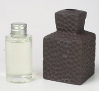 Parfum de maison, marque privée, bouteille en verre de 50ml, diffuseur de roseaux d'huile essentielle avec bâtons en rotin