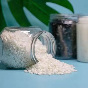 Granulés PBAT PBAT d'étang Eco modifiés PBAT + PLA + biopolymères d'amidon de maïs pour le matériau de granulés bioplastiques de film pour les articles de table - Product Image 6