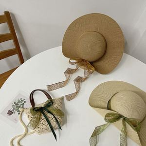 Ensemble sac et chapeau de paille fait main à faible MOQ, avec grand nœud en ruban, chapeau de soleil à large bord pour femme, idéal pour les vacances à la plage - Product Image 2