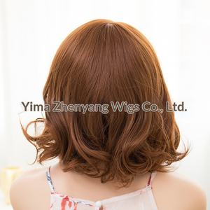 วิกผมสั้นแบบม้วน<span class=keywords><strong>ทรง</strong></span><span class=keywords><strong>ผม</strong></span>หยิกสไตล์เกาหลีสำหรับผู้หญิง  แบบติดกาวในตัว  <span class=keywords><strong>ทรง</strong></span><span class=keywords><strong>ผม</strong></span>เปียดอกแพร์  พร้อมหน้าม้า  ผลิตในเจ้อเจียง - Product Image 4