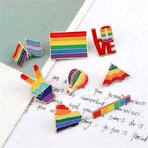 Broche drapeau cœur arc-en-ciel LGBT, épingles émaillées fierté <span class=keywords><strong>gay</strong></span> et lesbienne, badge symbole amour et paix, bijou pour sacs, vestes, jeans, cadeau - Product Image 4