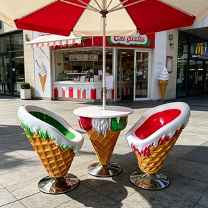 Mesa y Sillas de Resina Personalizadas con Diseño de Helado, Escultura Pintada a Mano con Patrón Dulce y Temática de <span class=keywords><strong>Amor</strong></span> para Decoración de Tiendas - Product Image 1