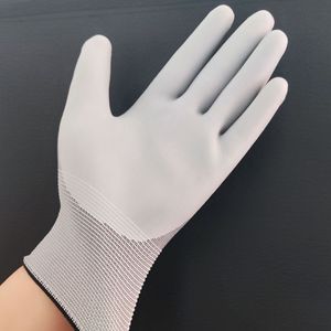 Gants de travail en nitrile réutilisables antidérapants et protecteurs pour la construction et le camping - Product Image 1