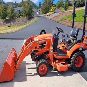 Tractor compacto asequible de alta capacidad Kubota BX1880 con cargador frontal listo para enviar ahora - Product Image 3