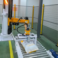 Robot de palettisation robuste à 4 axes de type colonne, machine de palettisation automatique de sacs avec pince à fourches pour la manutention des matériaux