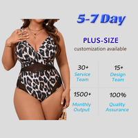 Plus size badpak met luipaardprint, gedraaide voorkant, diepe V-hals, doorschijnende mesh-inzet, verstelbare bandjes.