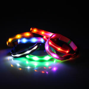 Venta al por mayor LED Pet <span class=keywords><strong>Collar</strong></span> USB recargable Light-up Strip Ajustable Reflective <span class=keywords><strong>Flashing</strong></span> Glow Dark Anti-lost Luminous <span class=keywords><strong>Dog</strong></span> <span class=keywords><strong>Collar</strong></span> - Product Image 6