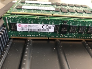 Memori Server <span class=keywords><strong>DDR3</strong></span> asli baru <span class=keywords><strong>8GB</strong></span> 16GB 2Rx4 <span class=keywords><strong>PC3</strong></span>-12800P digunakan - Product Image 2