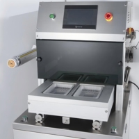 Machine de scellage sous vide automatique pneumatique à gaz modulé par l'air pour l'emballage de barquettes, boîtes de repas rapides, taille personnalisable