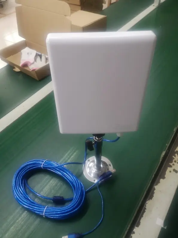 Factory Supplied Top Signal Panel Wireless 2.4/5.8G Wifi Antenna with Long Range 3Km 600Mbps Antenna