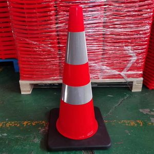 Toptan 12 ''18'' 28 ''36'' trafik konisi PVC/PE yansıtıcı elastik yol güvenliği koni çarpışma özelleştirilmiş trafik konisi - Product Image 3