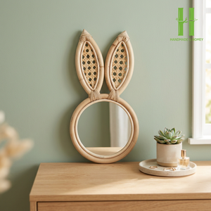 Miroir mural décoratif en rotin de lapin moderne pour chambre d'enfant, écologique, durable, fabriqué au Vietnam, décoration de la maison pour les fêtes de Pâques - Product Image 1