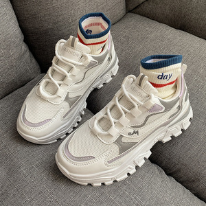 Nouvelles chaussures décontractées de sport respirantes pour femmes, tendance printemps-été, petites chaussures blanches - Product Image 5