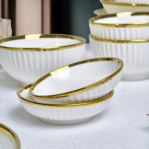 Élégante Assiette Carrée en Céramique pour Steak Poisson Riz, Bols Seau de Ménage Plaqués à Bords Simples avec Motif de Fruits - Product Image 4