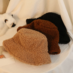Hot Selling <strong>Women's</strong> American Fashion Fitted Fur <strong>Bucket</strong> <strong>Hats</strong> Solid Warm Winter Cap with New Design Soft Material Cartoon Pattern