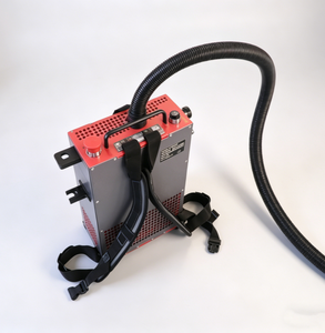 Machine de nettoyage laser portable à batterie, 100W 200W 300W, laser pulsé, 45 kg, <span class=keywords><strong>décapant</strong></span> de rouille pour travaux sur le terrain en extérieur - Product Image 1
